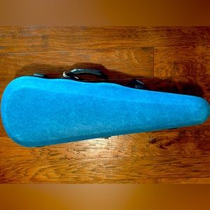Jacob Winter full size violin case.